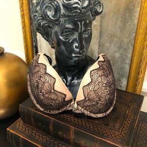 Victoria’s Secret Bra